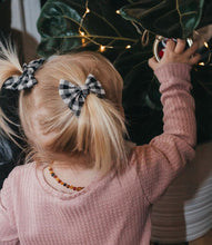 Load image into Gallery viewer, Sailor Bow - Buffalo White