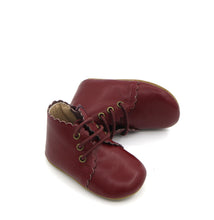 Load image into Gallery viewer, Rustic Red Scallop Boots